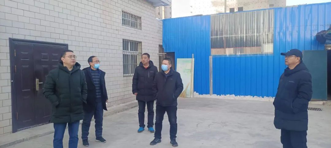 上,班,第,一天,公司,領導,到,一線,檢查,慰問, . 上班第一天，公司領導到一線檢查慰問